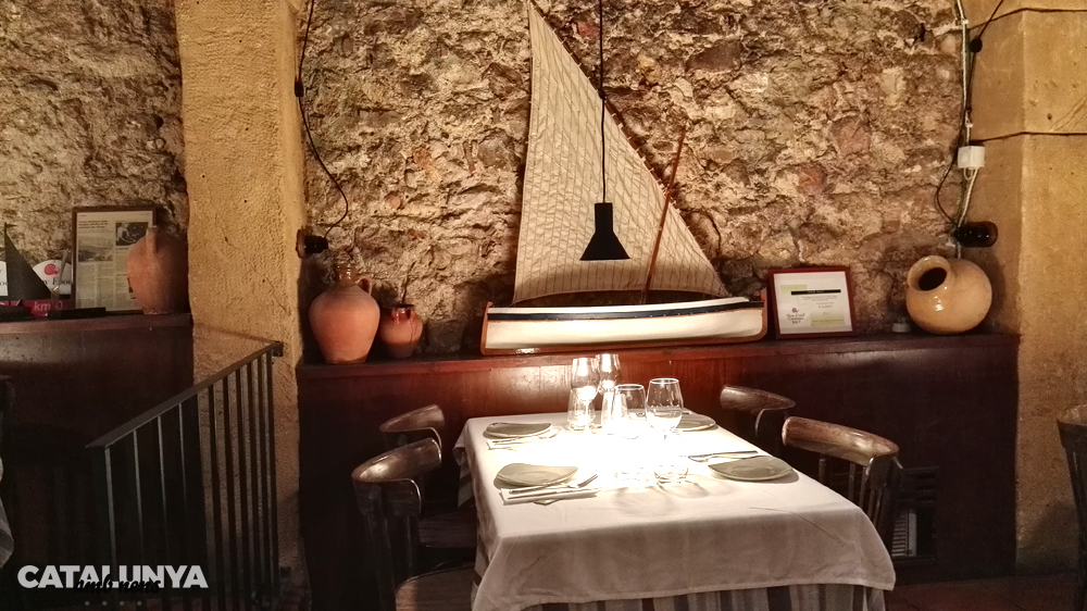 Interior del restaurant El Llagut de Tarragona
